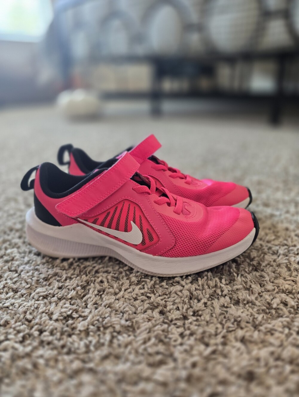 Nike Kids Hot Pink and Black Lightweight Athletic Sneakers